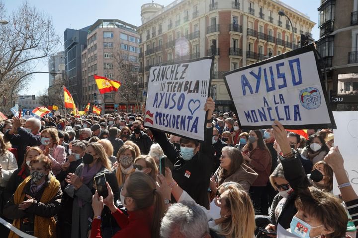 AlexPer28850's tweet photo. Al final a alguno desvirtualicé. #Desvirtualizando a @lfrm85 y volviendo a ver al grande de @ManuelCF2 no había mejor lugar, mejor reivindicación y sin premeditación. Grandes! https://t.co/jA026N9aU5