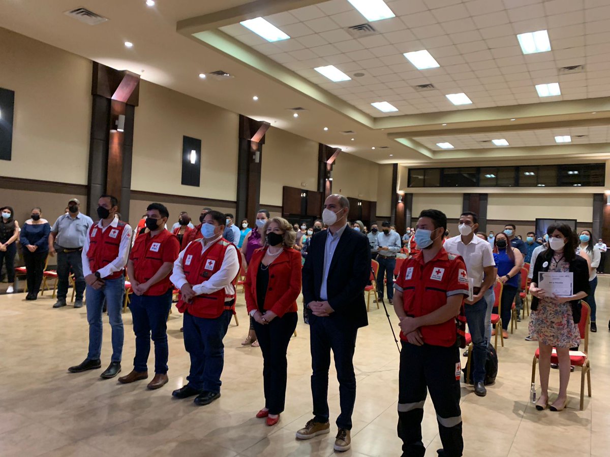 enter504's tweet photo. #Nacionales CCIC, USAID y Cruz Roja benefician con formación y capital semilla a 119 microempresarios   #CCIC #Enter504HN #CruzRoja #USAID #ProgramaDeEmprendimiento #Honduras 
→→  https://t.co/tB1Ev7LazX https://t.co/IBtHBnV1cC
