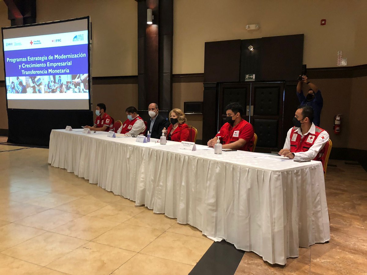 enter504's tweet photo. #Nacionales CCIC, USAID y Cruz Roja benefician con formación y capital semilla a 119 microempresarios   #CCIC #Enter504HN #CruzRoja #USAID #ProgramaDeEmprendimiento #Honduras 
→→  https://t.co/tB1Ev7LazX https://t.co/IBtHBnV1cC