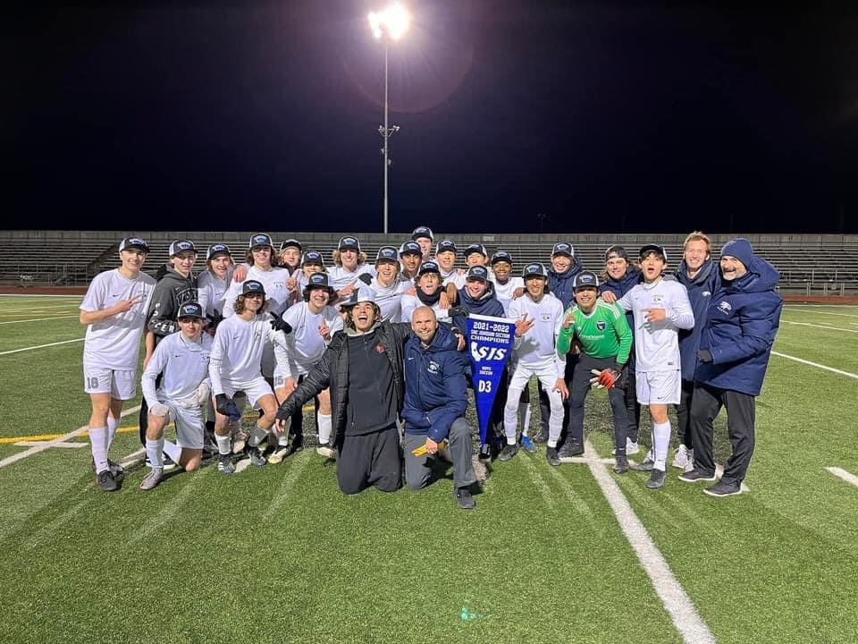 GoBigBlueVDL's tweet photo. 🦵⚽️🥅 D3 CHAMPIONS!!! https://t.co/mQUbLpM1ex
