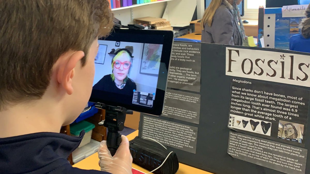 MicklefieldPrep's tweet photo. Day 3 of Amazing Lives theme week; Year 6 have been finding out about โAmazing Palaeontologistsโ and today they presented their own Fossil Exhibition! A huge thank you to palaeontologist @palaeokatie who gave up her time to visit our exhibition via Zoom. ๐ฆ๐ฆ๐ฆ๐
#AmazingLives https://t.co/HDFvz7TxTC