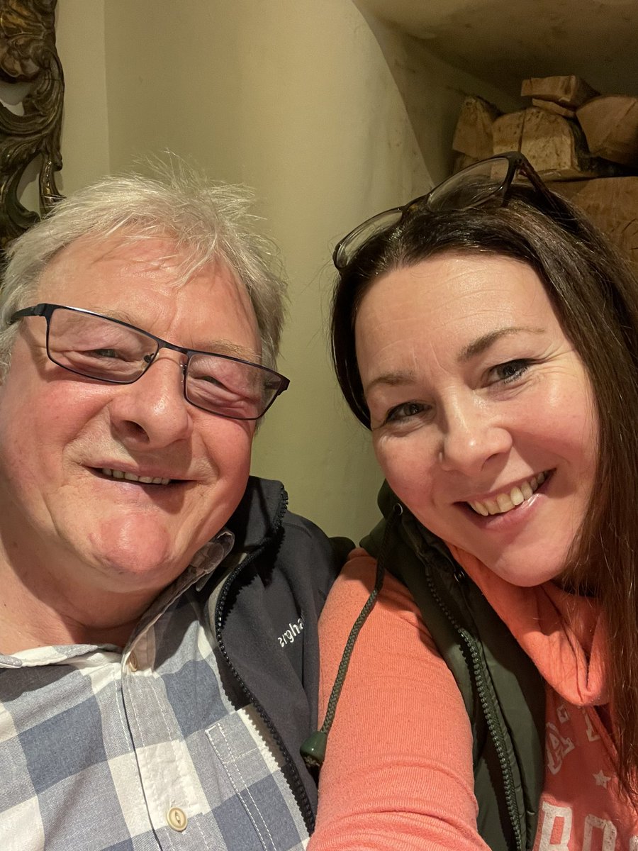 MissHDevon's tweet photo. Enjoying the world on my doorstep.  Dartmoor. Great walks, great food, great  company (my Dad &amp; his dog) ❤��� https://t.co/oes1H35KQV