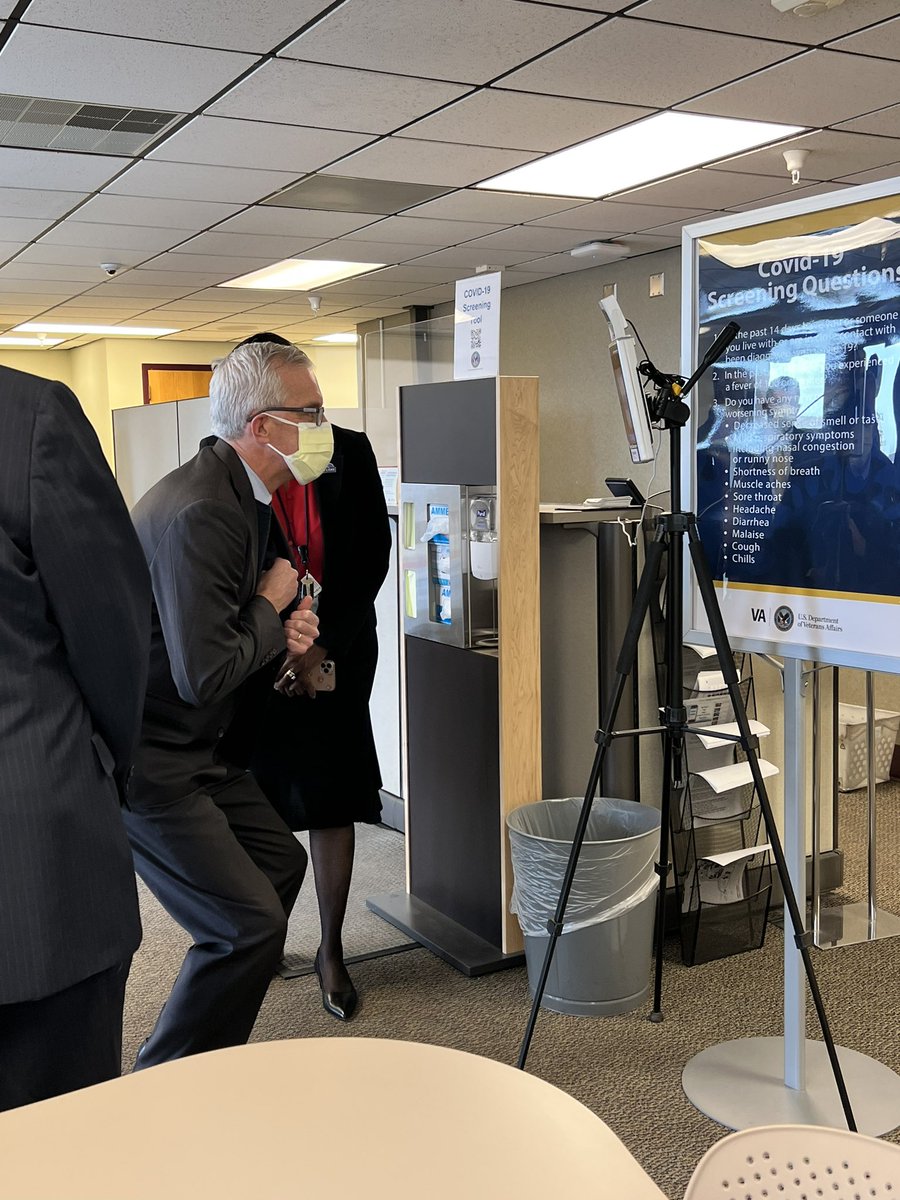 vasaltlakecity's tweet photo. #SECVA visiting VA SLC today, checking in with a #COVID screening and thermal temperature check. #Veterans https://t.co/nFgof3ErB1