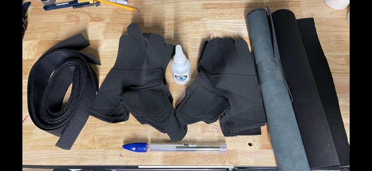 DaveWestbury's tweet photo. Now the fun begins.  Huge thank you to @NashSports1985 for hooking me up with some supplies now that I have my new to me sewing machine operational.  Very quick delivery on the order as well.  I appreciate the fast service. #hockey #repalm #sewing #equipmentmanager https://t.co/rEpJAyEFFk