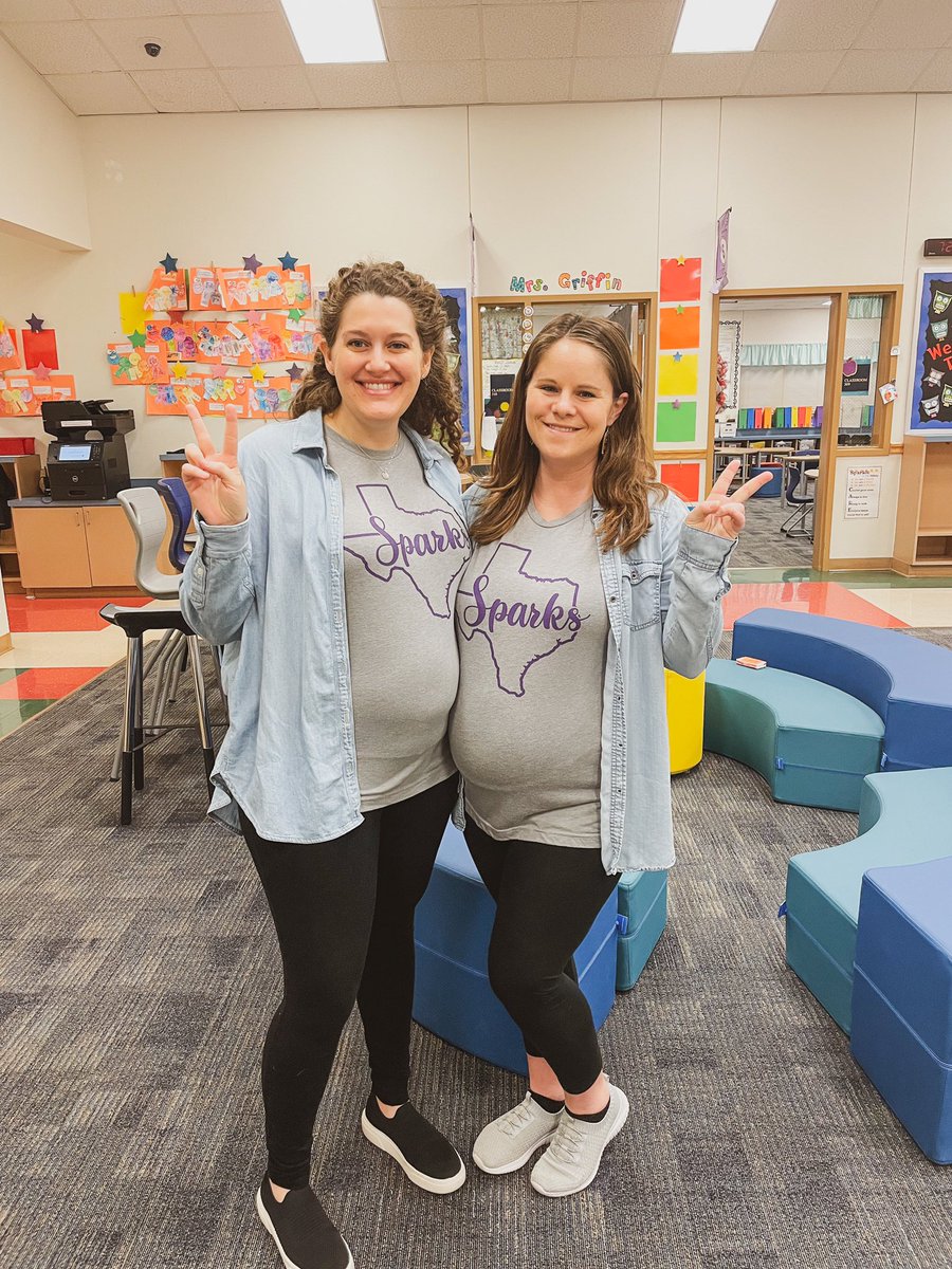 2.22.22 fun day twinning with my momma friend!! 30 weeks with our boys!! 💙💙