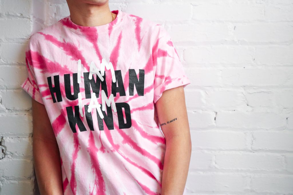 👚 Happy #PinkShirtDay!

📣 Have you ever taken the time to think about how powerful your words can be? 

We are here to make the online world a more kind, inclusive place for everyone and to remind you that YOUR WORDS HAVE IMPACT. 💗 #BeKindOnline

bekindonline.com/pinkshirtday/