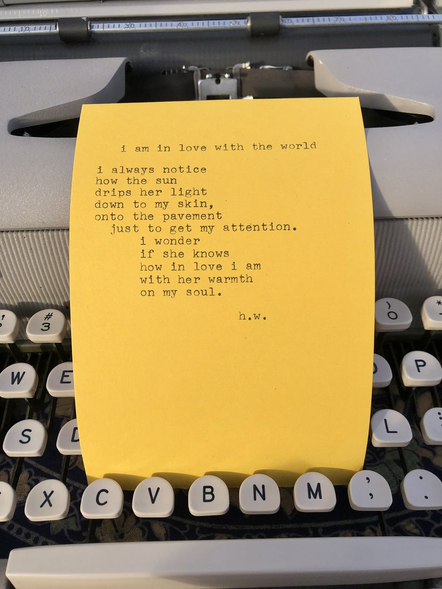 hollysTWpoetry's tweet photo. i am in love with the world https://t.co/cwoDDuMQUe