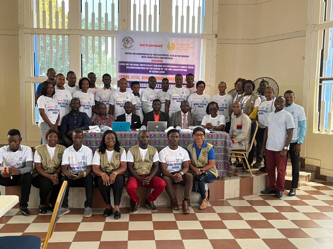 coker_karim's tweet image. Part of my responsibility of an active citizen.
A national youth dialogue on the Government White Paper on the constitutional review.
There are my pinpoints
#YouthDemand
#Justiciability 
#Socioeconomic
#NationalSecurity