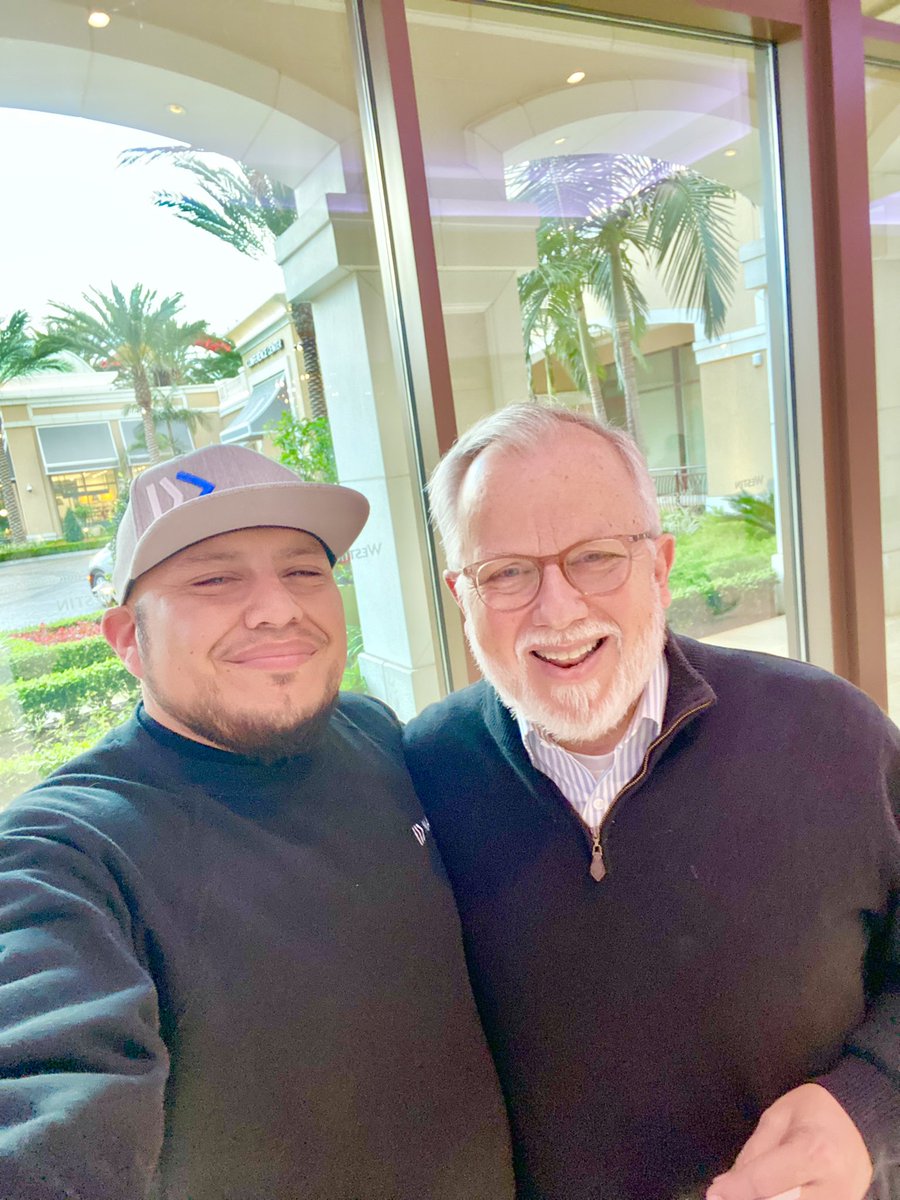 HectorM91792981's tweet photo. Grateful for Pastor Ed! Great friend to me and my family. I love his heart for Hispanic Church Planting!
#sendnetworkgathering
@NAMB_SBC
@sendnetwork
@SENDLosAngeles https://t.co/VVOzVY5Q9V