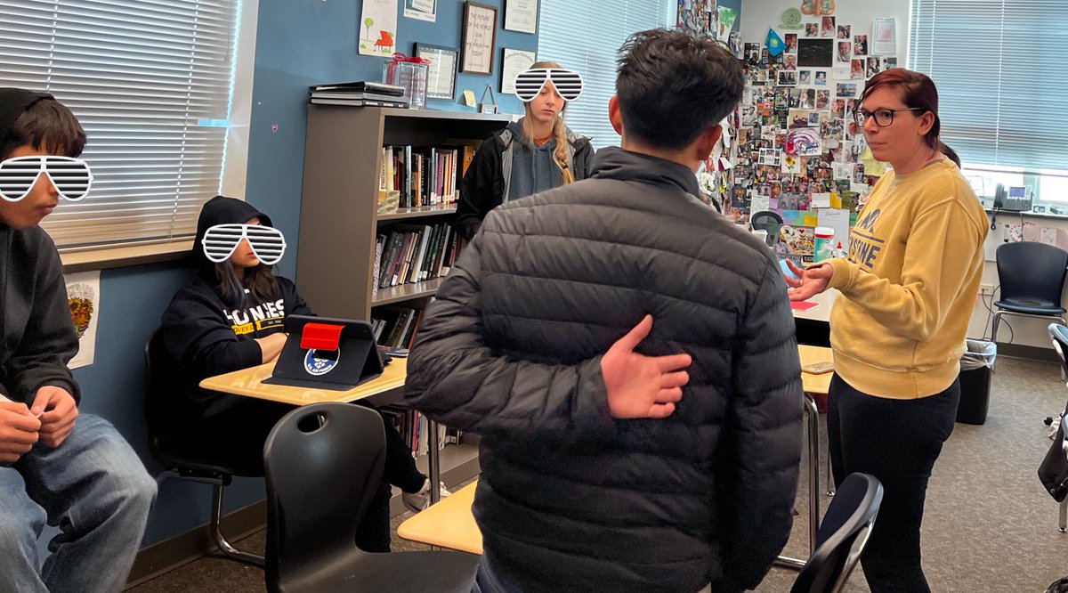 Got to stop by @Mrs_Hedlun’s class today to hear some of the best student conversations about books I’ve heard in a long time about their lit circle choices. #svvsdreads <a href="/MeadHS/">MeadMavericks</a>