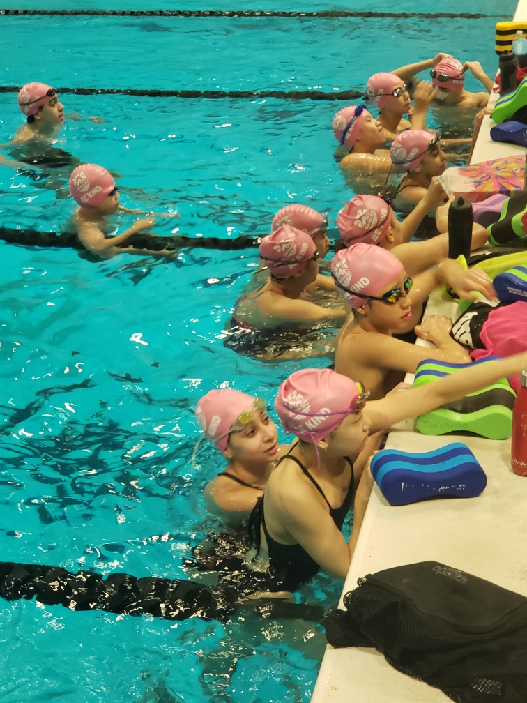 Today is Anti-Bullying Day!  Our swimmers today in workout will be sporting pink caps from #SwimBC.  Swimmers from our High Performance and Junior Performance Groups started out the morning with theirs!

Thank you Swim BC for supporting this initiative!

#BeKind #PinkCapDay