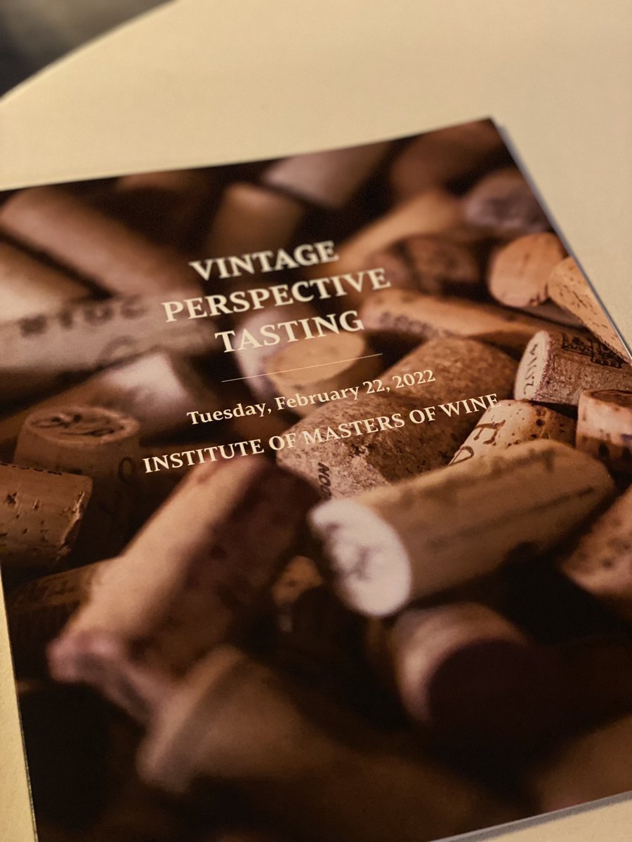 mastersofwine's tweet photo. A wonderful evening at @Inglenook1879 for our stage two students attending the Napa seminar this week. Thank you to @NapaVintners for the tasting and hospitality! #mastersofwine #mwstudyprogramme https://t.co/0Df890psDV
