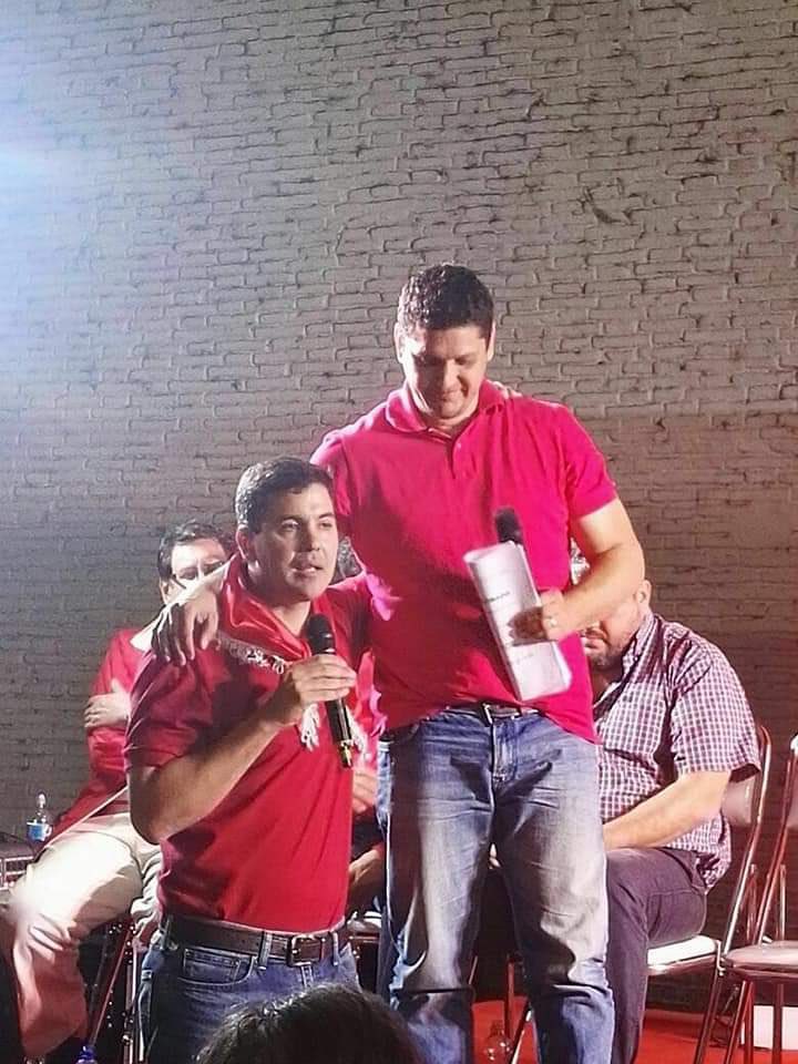 Ovillopunta's tweet photo. Santi lo sabe! 😏😏
No es bebé de pecho este chico 🤭🤭🤭🤭

Sabe elegir muy bien su entorno 👏👏👏👏👏👏👏 https://t.co/NVRslbUSvO