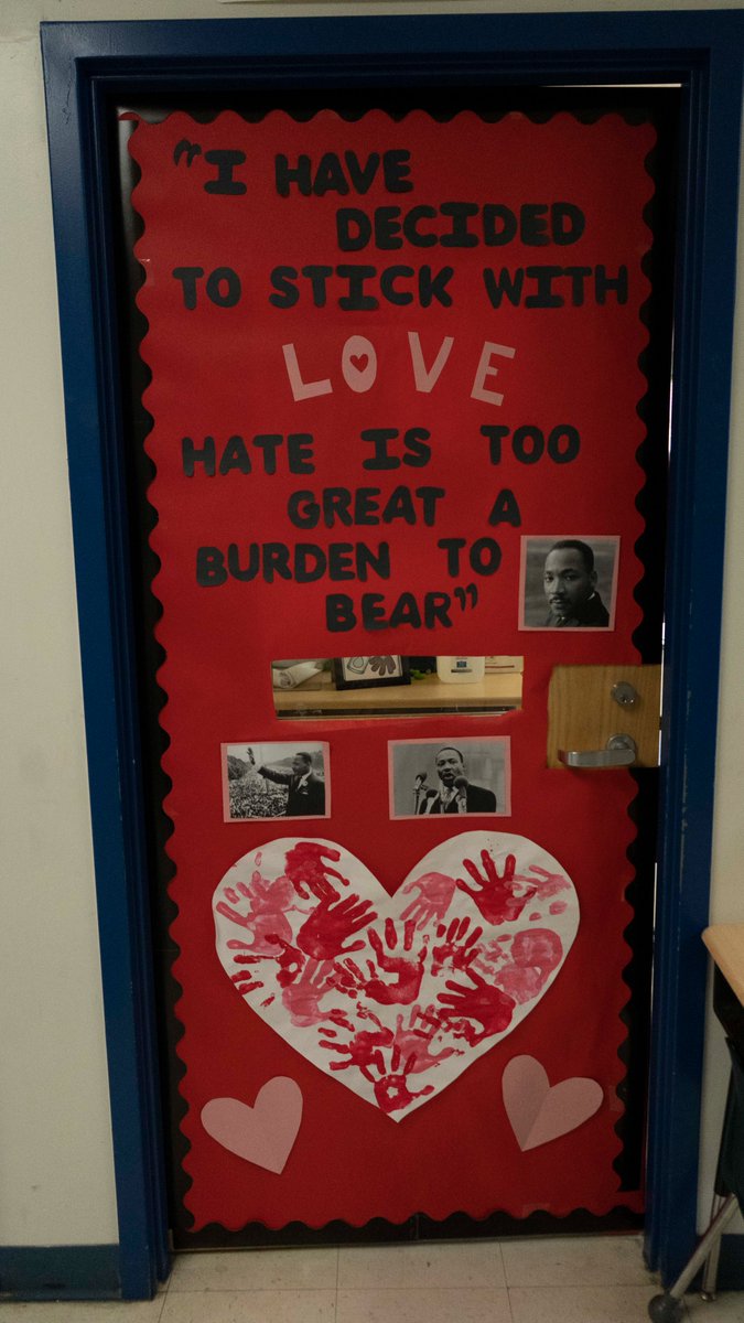 SevenOaksES's tweet photo. SOES Celebrates Black History #AACPSAwesome #MeadePride #SOESPRIDE https://t.co/lvl0l5TouL