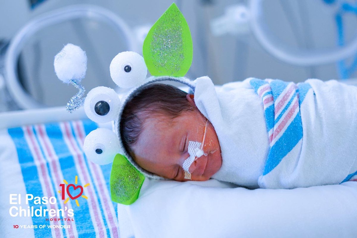 ElPasoChildrens's tweet photo. OooOooo! Our NICU babies are in the birthday spirit really feeling out of this world! 🚀🪐✨ #10yearsofwonder #epch #nicu https://t.co/1WtJGBgmEs