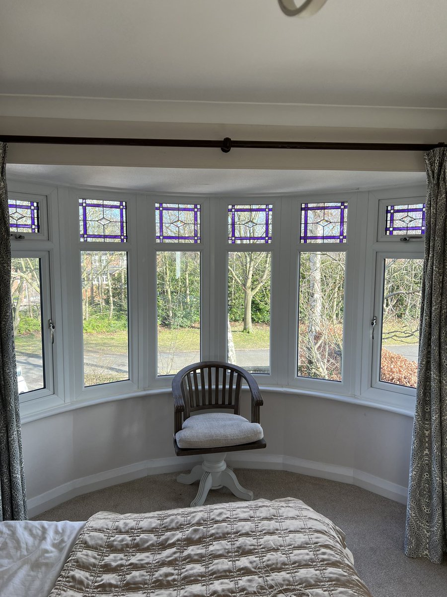 YourNextDoor1's tweet photo. The @FutureProduct30 Liniar window looks stunning,an Internal look at this upstairs ‘A’ Rated 6 segment bay boasting Argon triple glazed toughened glass, with featured top lights,the customer requested security, insulation,fire escape windows and kerb appeal.
They got the lot !👍 https://t.co/zHDRVvqd6I