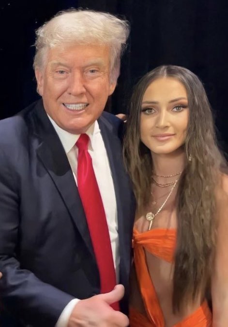 shitheadsteve__'s tweet image. Me returning to the function after throwing up in a bush outside