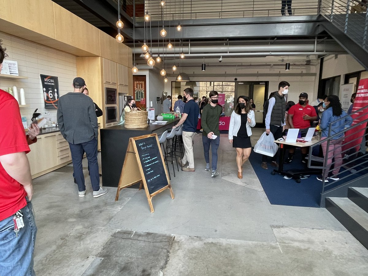 It’s an awesome day for matching #ncstate talent with startup jobs and resources at the Garage <a href="/NCStateENT/">NC State Innovation and Entrepreneurship</a>  🐺🐾 Thanks to our partners <a href="/RaleighFounded/">Raleigh Founded</a> and beyond for showing up to support student entrepreneurs and job seekers!