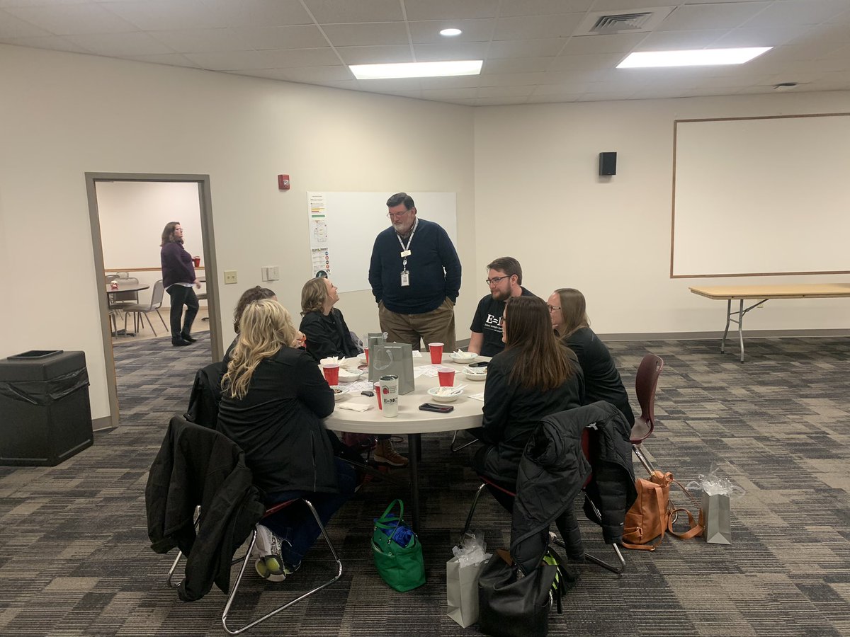JeffHersh261's tweet photo. @USD261 Had the privilege of hosting an incredible group of @KTOY2022 teachers.  @dougand32 and @MrJDitton shared the great things happening in Haysville Public Schools!  #greatteachers #usd261derful https://t.co/tv6smVNSBY