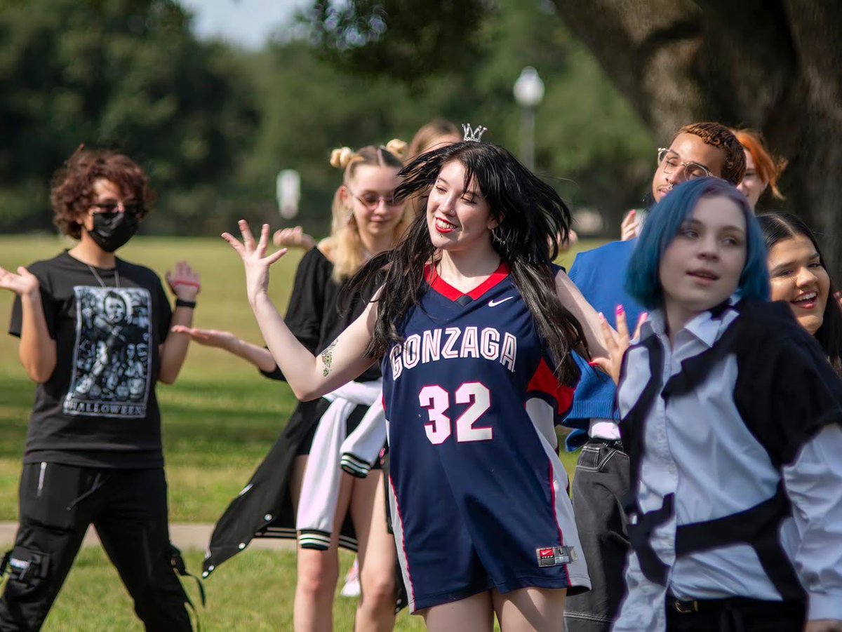 OKCreator's tweet photo. Our first fanmeet of the year is THIS weekend and we’re so excited to see everyone again! While we countdown the days, let’s take a look at some of our favorite shots from our last meetup!

#okcreators #okcsquad #orlandokpop #floridakpop #kpopevent https://t.co/EYHhamEhkC