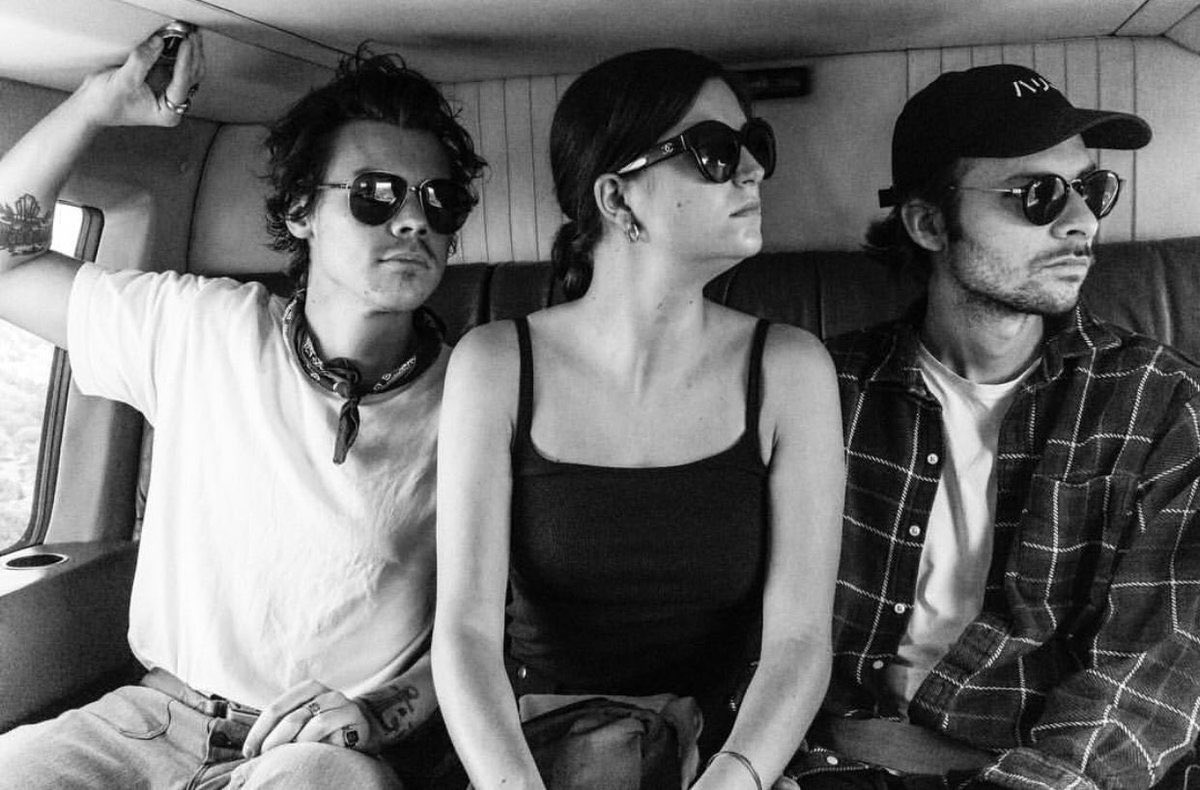 harrydailyposts's tweet photo. love these three💘 https://t.co/GFIzDxoBHH