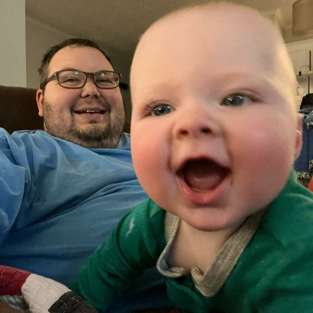 anthonysb's tweet photo. Being a dad is literally the best thing in the world. I am blessed to watch this little man grow and learn. #dadlife #daddy #relationshipgoals #beingadad #fatherandson #father https://t.co/D1DVj2mgOq https://t.co/r9KXNEJniR