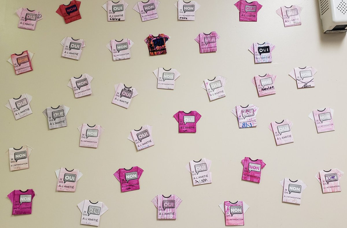 MmeMAdams's tweet photo. À @AcremanElement1, nous disons NON à l'intimidation et OUI à l'amitié ! #PinkShirtDay2022 https://t.co/a9TPR7H4jO
