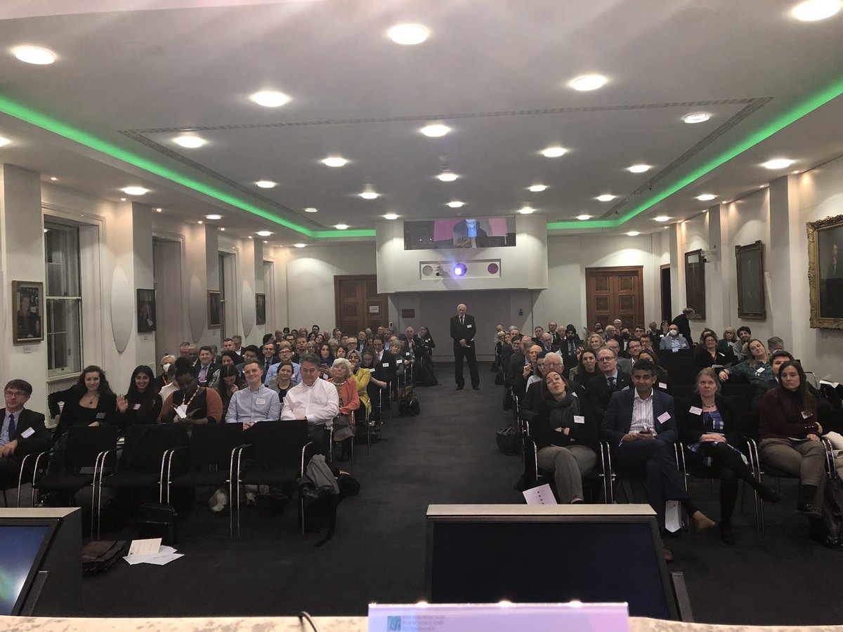 DameWendyDBE's tweet photo. Fabulous to be talking to an audience again @FoundSciTech @royalsociety #fstAI https://t.co/LnVXaZMyct