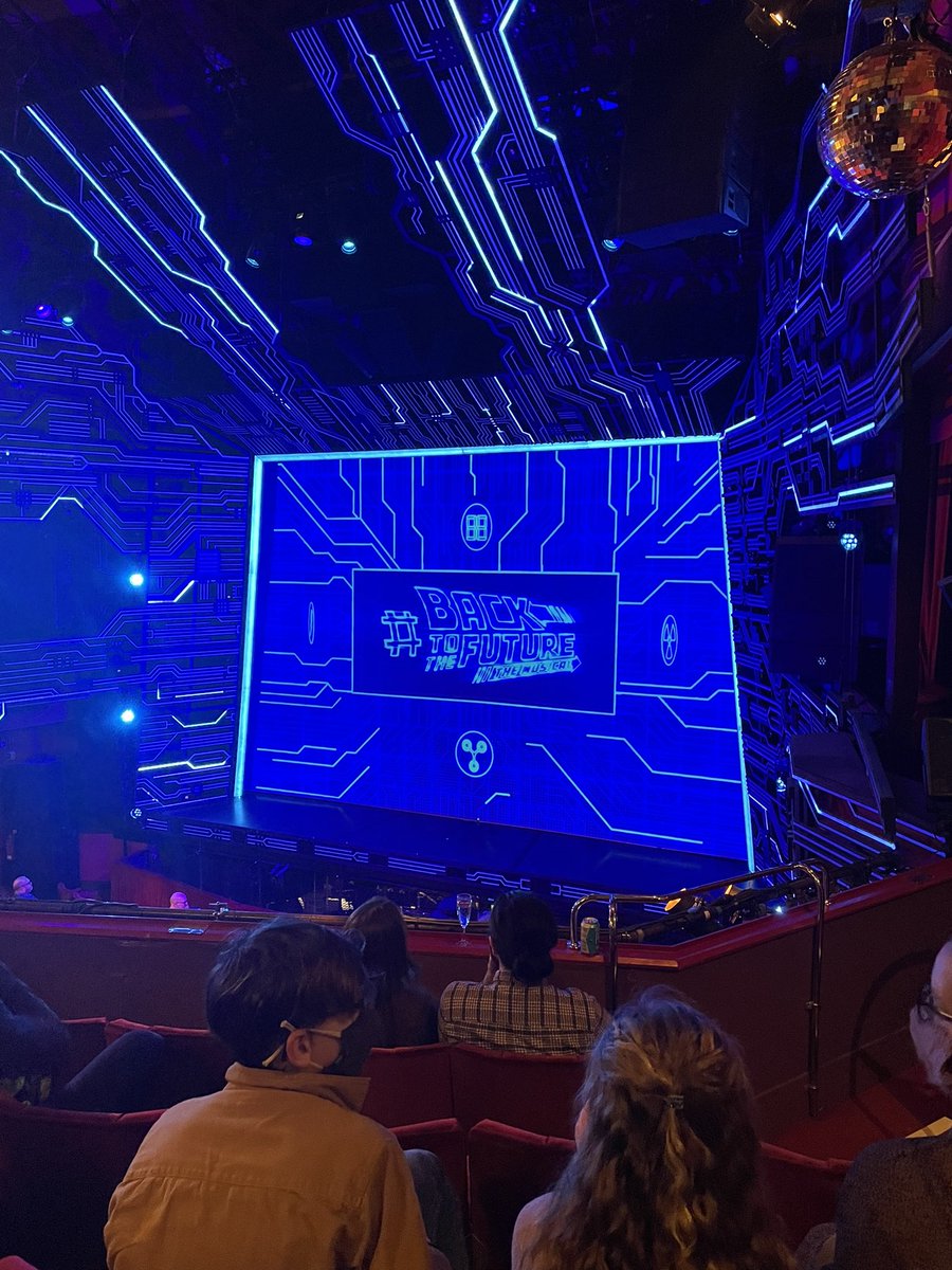 Excited to see <a href="/StuartSneade/">Stuart Sneade</a> do his thing tonight at #BackToTheFuture with <a href="/EleanorJarvie_/">Eleanor Jarvie</a> 🙌🏼