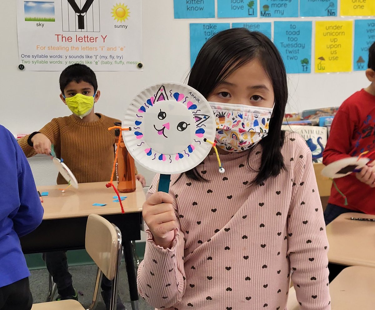 kheuberger204's tweet photo. We are exploring how sound is made. We had so much fun making traditional Chinese drums called Bolang Gu(pellet drum). @Builta60490 @morgan_adrienne https://t.co/1hN86wLemN