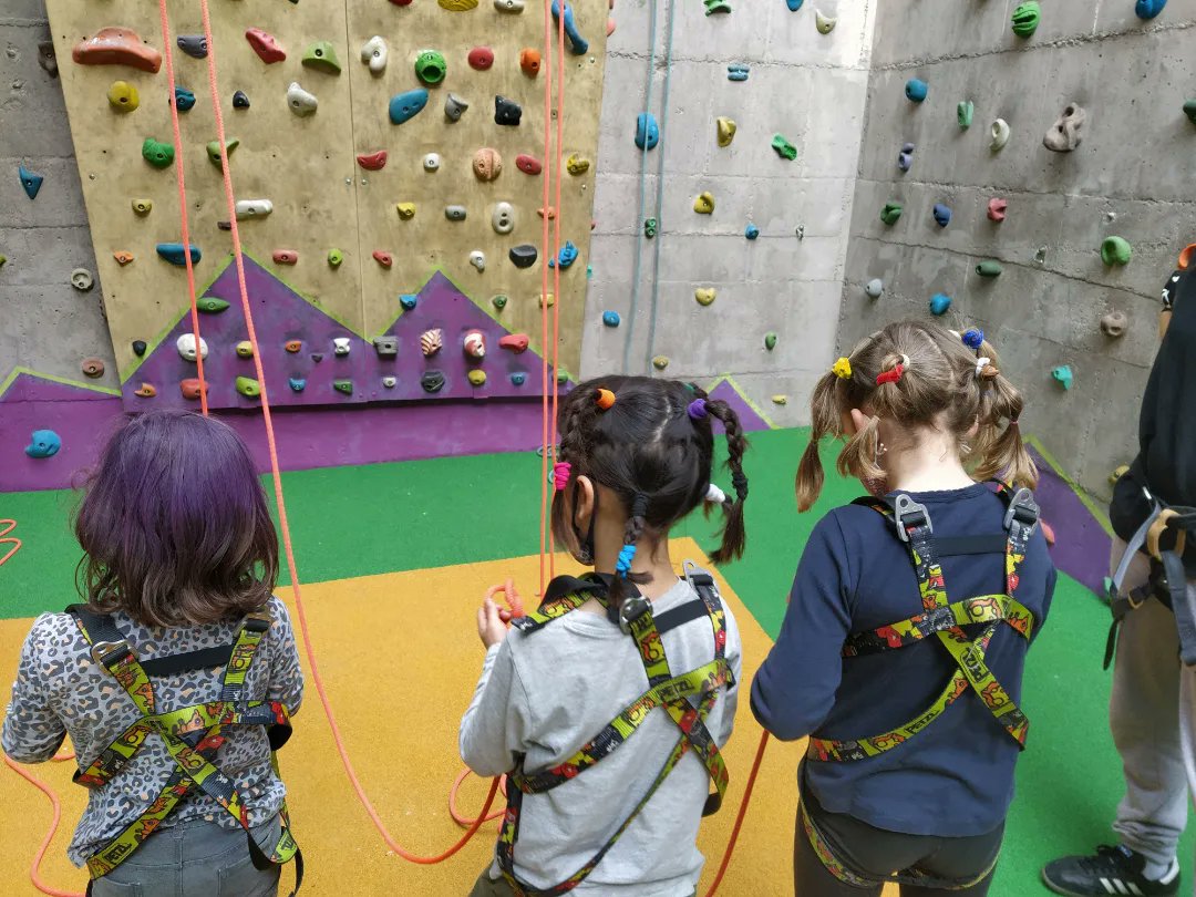 samesants's tweet photo. El #Carnaval també ha arribat a #escoladenens #uecsants
#escaladainfantil
#escalada #rocodrom #rocodrominfantil https://t.co/89zjvPbDm3