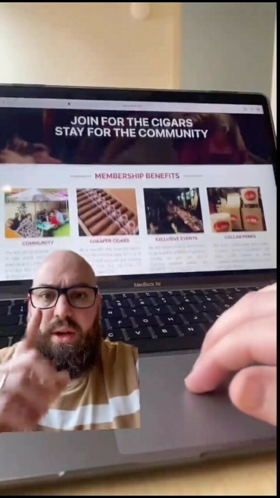 Cigar_Club_LDN's tweet photo. The website is live 🎬

Link in bio 🔗

Enjoy ☺️💨 https://t.co/SxzEEqbqWj https://t.co/88sfuz2cXU