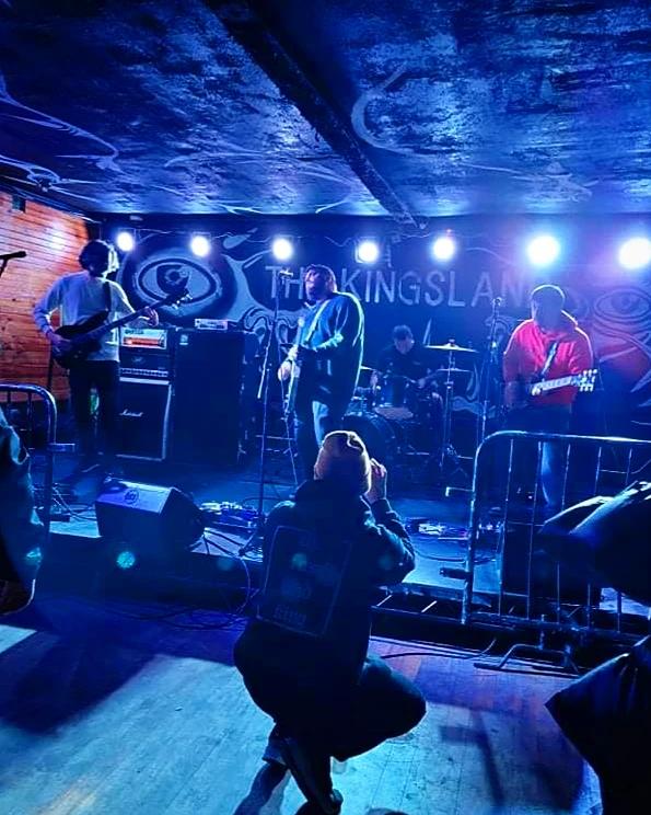 TFAKproductions's tweet image. 👑 Our first official show of 2022 was HEAVY. The Bronx, Brooklyn, and Westchester came out to support the movement, the line-up, and the push to empower local music across our borough and NYC‼️

#tfak #nocallnoshow #lessthannone #wearenotourbodies #monochromaticblack