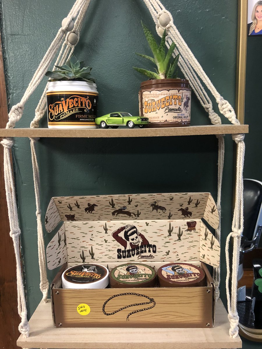 DerekOrtiz66's tweet photo. Station looking on point with my @Suavecitopomade items displayed! https://t.co/xkQjVi1bDa