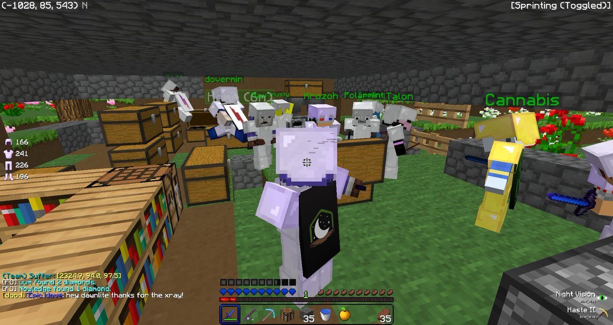 LunarClientPics's tweet image. What a throwback. 🥺

📸 @dulpgg