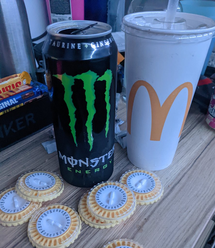 Vampuppy_Page's tweet photo. McDonald's Sprite, Monster energy and Estrogen.

Instant girl potion https://t.co/iEVWKlBILA