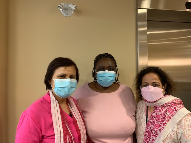 markhamlibrary's tweet photo. Together we can end bullying!
#pinkshirtday #markhampubliclibrary https://t.co/l6HLKr5Q9u