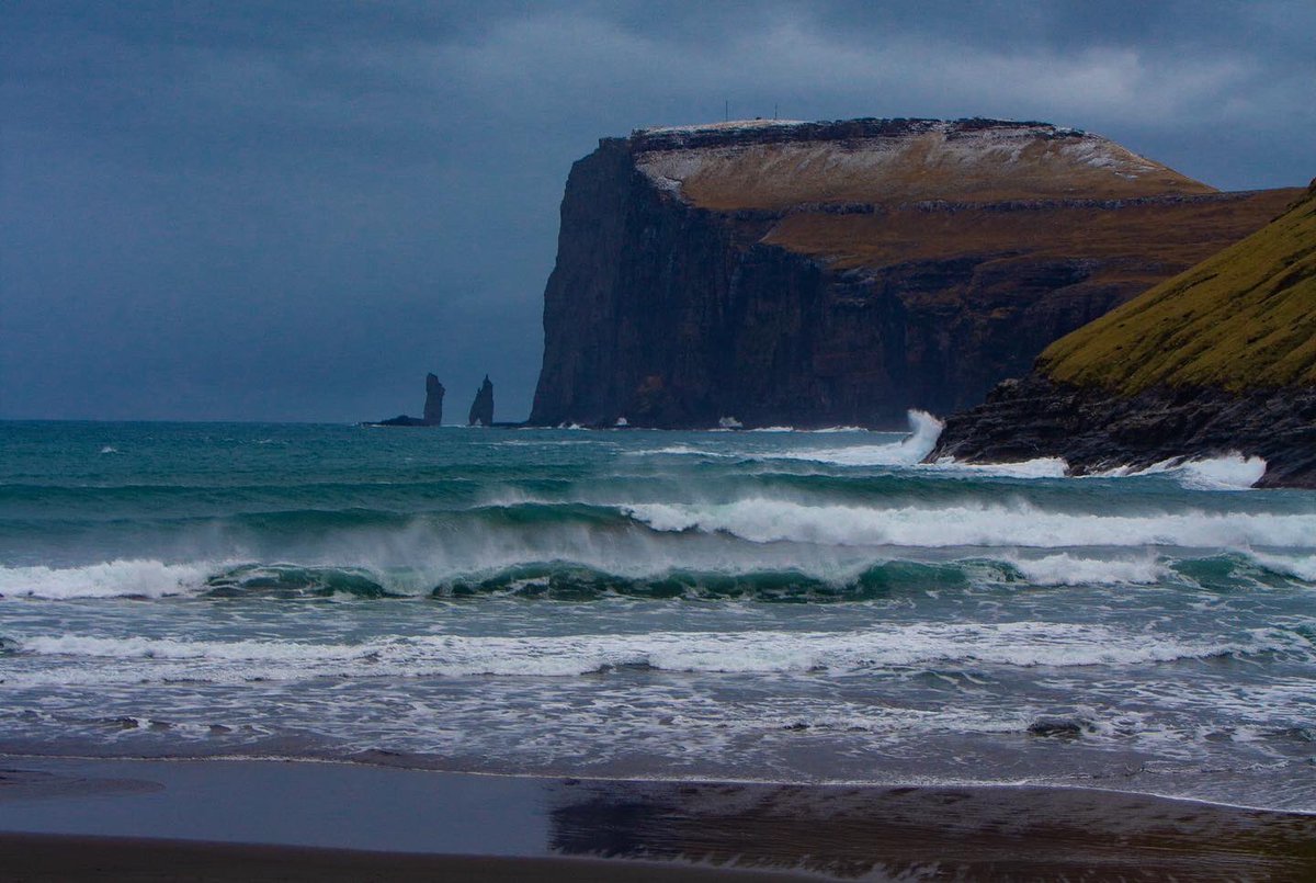Hello from #FaroeIslands 🇫🇴🌊 #naturephotography