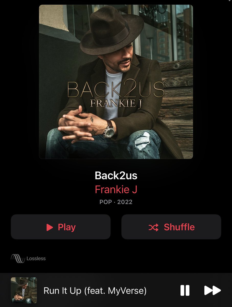 MyVerse's tweet photo. Ayyyye my song with Frankie J dropped!! Go stream his new album #Back2Us and hear me on #RunitUp โผ๏ธ https://t.co/ZGKIaqLtOL