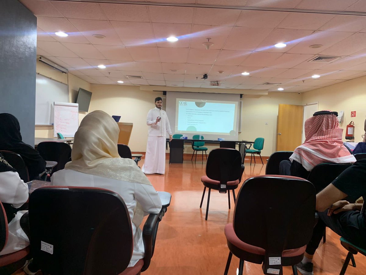 Raffah_Az's tweet image. I’m really happy taking part in presenting a topic about chest pain, supervised by Dr. Faris Binobaid.

Seeking for future sessions 😍

#SASEM_SC_MAKKAH
