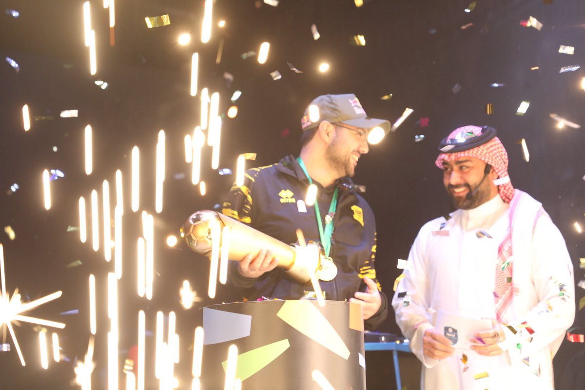 مساعد الدوسري tweet media