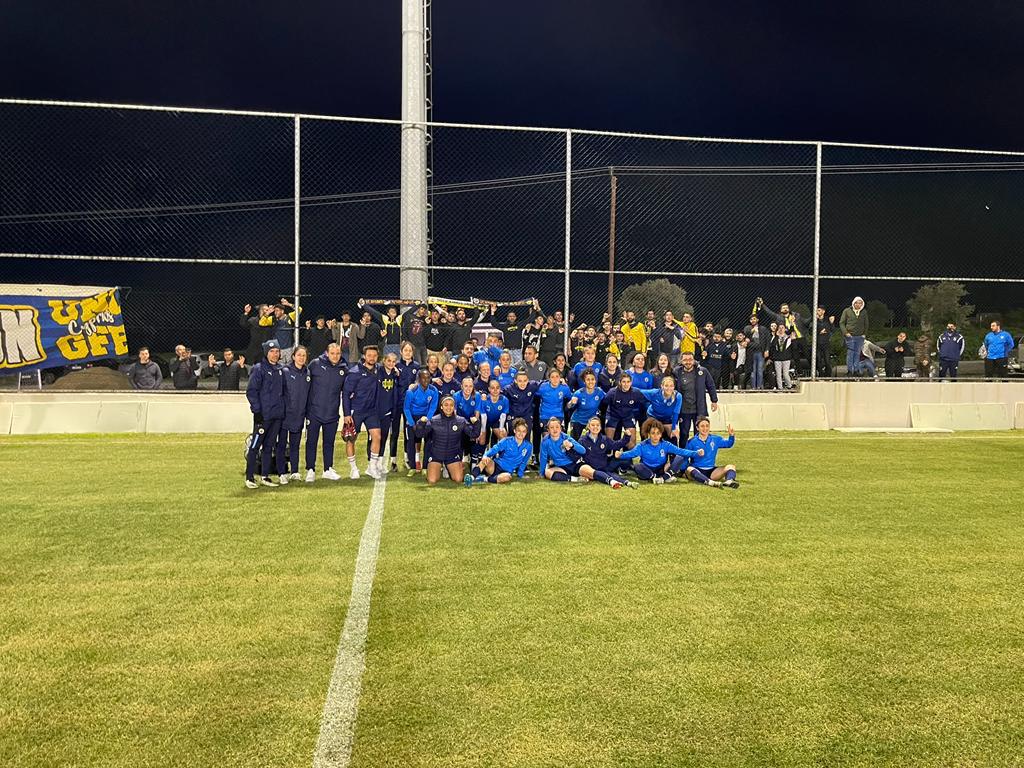 gencfbcyprus's tweet photo. Kadın Futbol Takımımızı hazırlık maçında yalnız bırakmadık. 

#KıbrısUNIGFB #UNIGFB https://t.co/WY5V8MmEPw