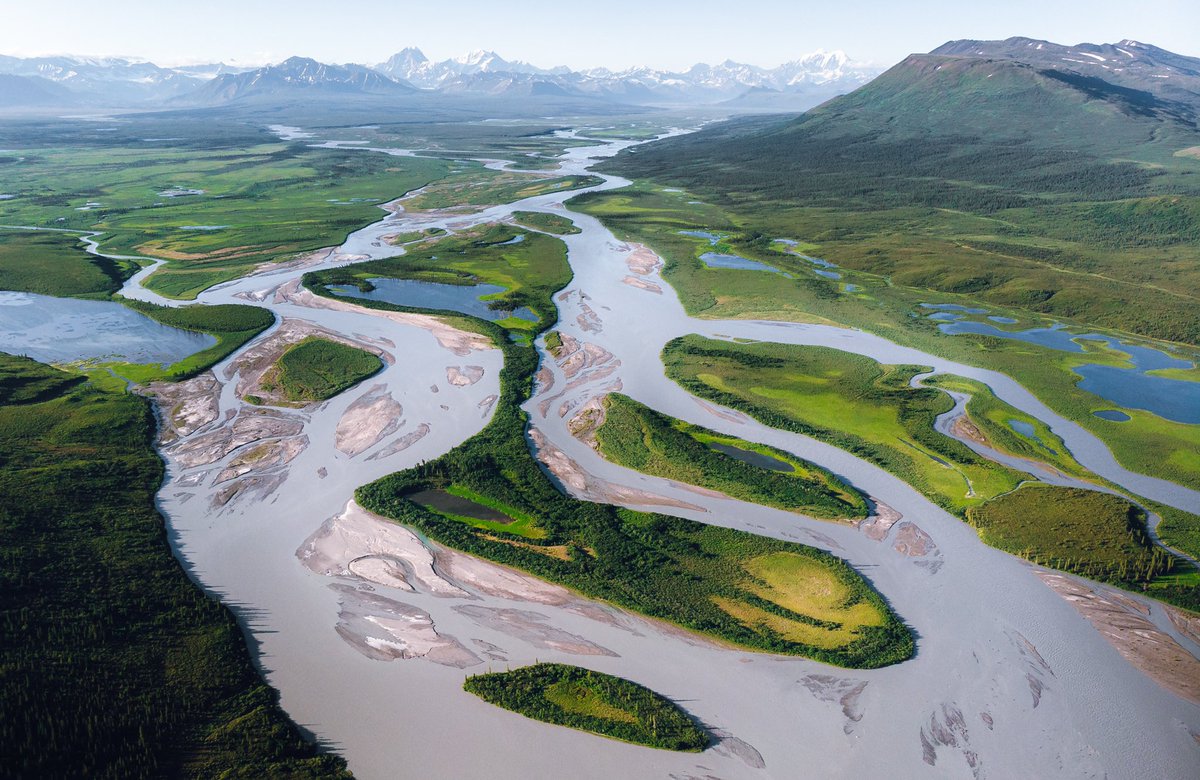 ElliotHawkey's tweet photo. The wild &amp; rugged landscapes of Alaska https://t.co/hLRXHS01WM