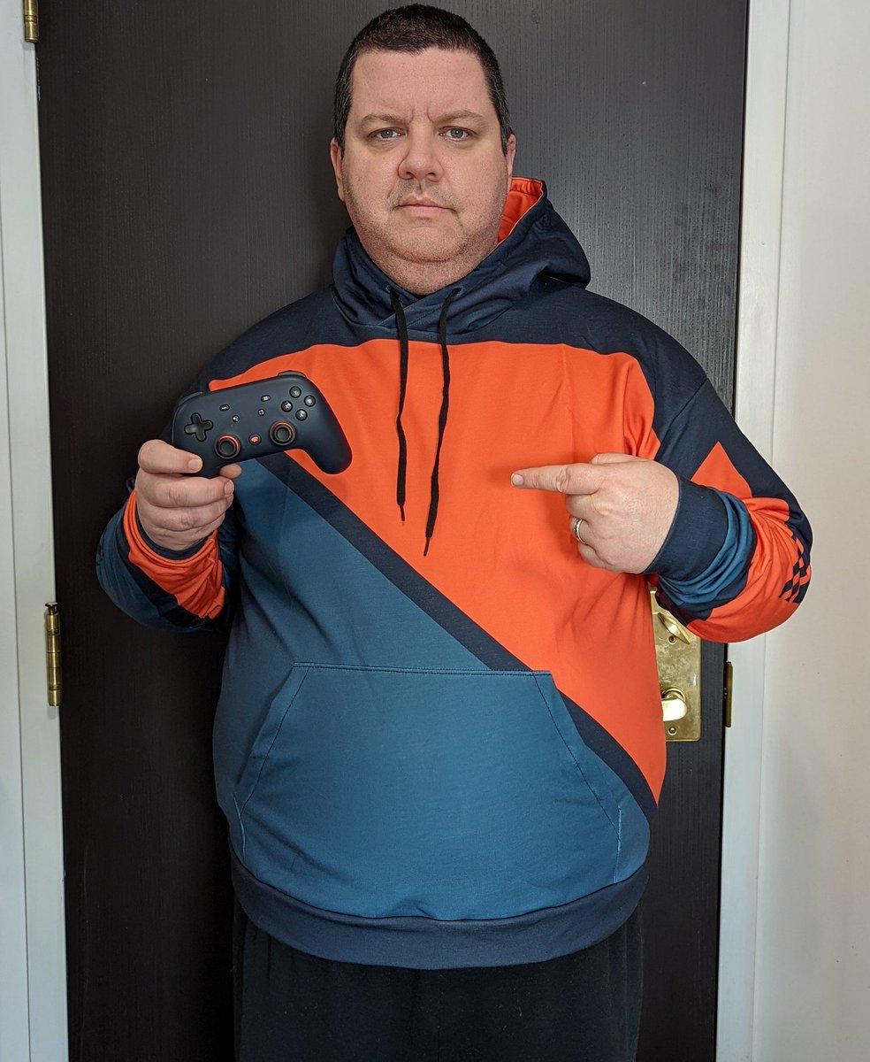4Scarrs_Gaming's tweet photo. The Founder's Edition hoodie that I won from @TeamStadiaPlay's contest just came in the mail ❤️❤️ It's amazing!! Very high quality, looks fantastic and feels great! Highly recommend these! I'm ready for the WWE 2K Battlegrounds stream @Improjoe #TeamStadia #Stadia #Stadia100 https://t.co/xpxJETXDXn