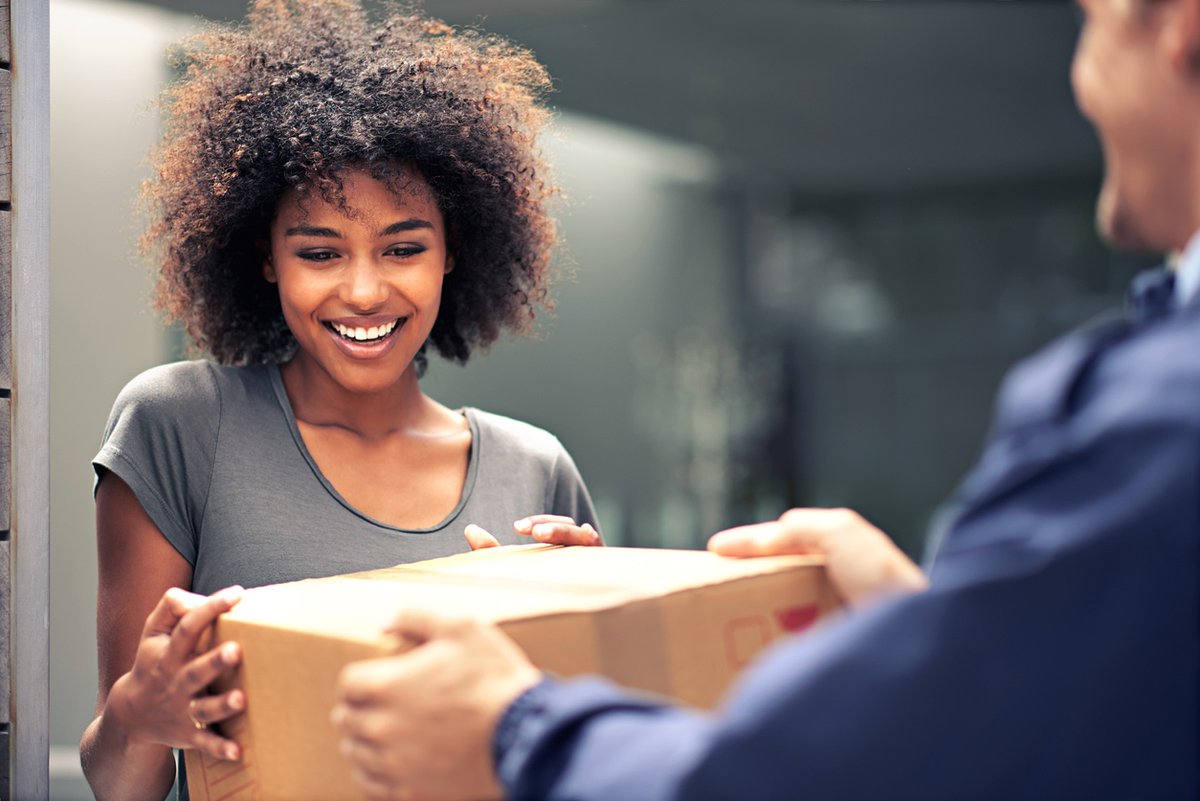 DiamondDelivery's tweet photo. Our Hot Shot service is available 24/7. Tell us what you want to ship at https://t.co/Gv15zuVnle. 

#DiamondDelivery #Vancouver https://t.co/6NRw6JhxWR