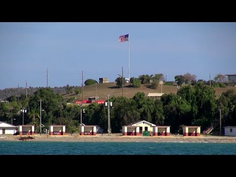 Adriana17853165's tweet photo. #Guantanamo es territorio de 🇨🇺. La Base Naval es #Ilegal. El enclave es campo de concentración al más vulgar estilo nazi. A #EEUU no le asiste razones jurídicas y menos históricas para perpetuarse en ese pedazo de tierra cubana. #FueraDeCuba #Cuba https://t.co/ep3z1xev5r