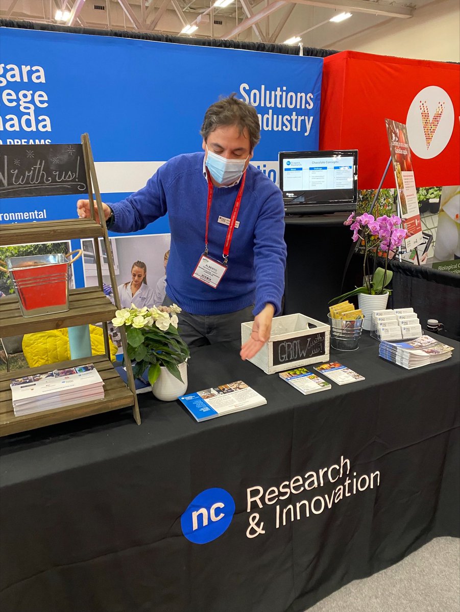 NCResearchInnov's tweet photo. Our horticulture experts ready to chat applied research opportunities with the ag community. Stop by and say Hi! @ofvc1 #ncinnovation #ofvc2022 #fundingforinnovation https://t.co/aSiWsi5rml