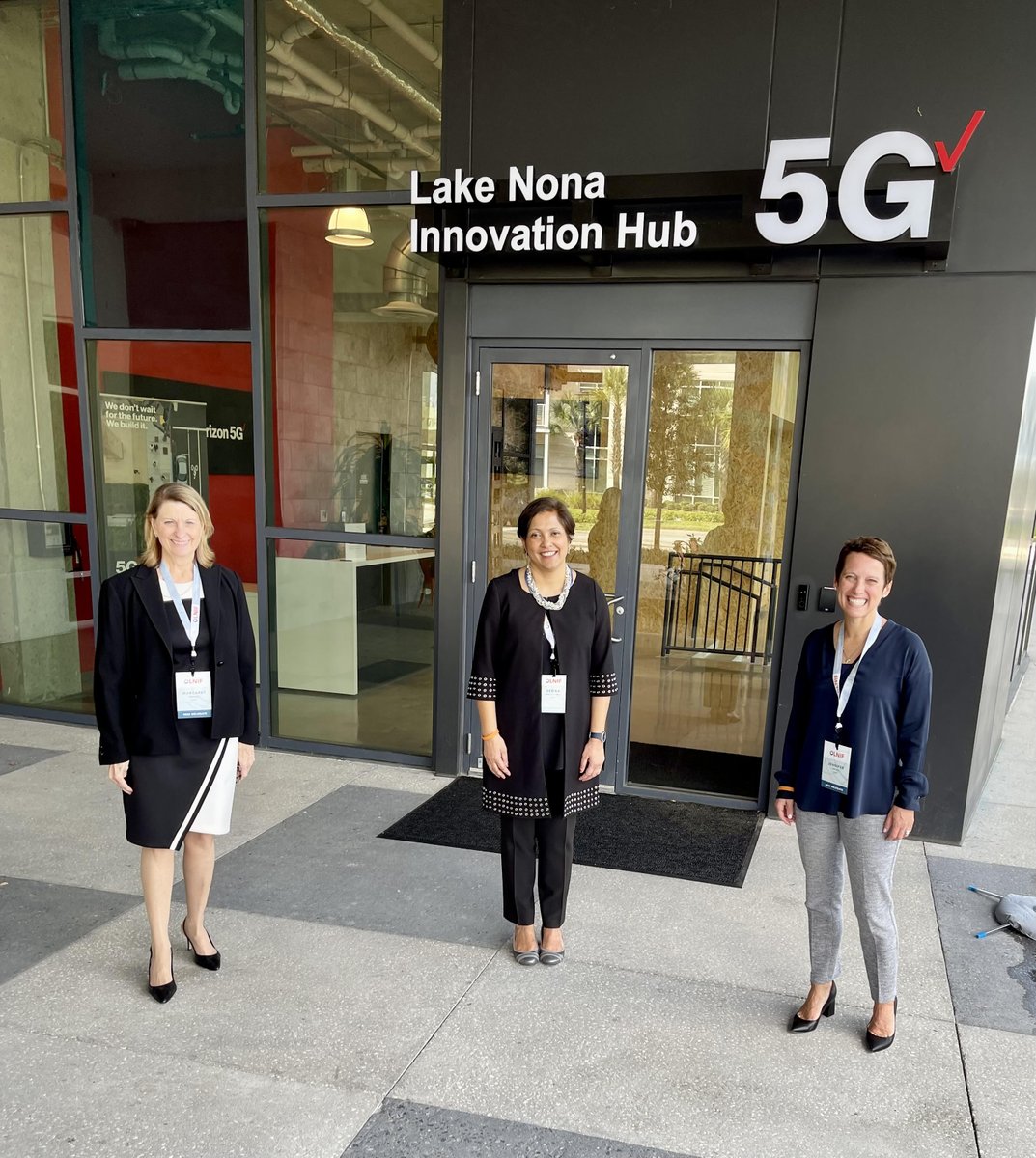 Together, <a href="/VerizonBusiness/">Verizon Business</a> and <a href="/KPMG_US/">KPMG US</a> are planning to bring #5G to healthcare and life sciences, helping to improve the patient AND provider experience...and there's no better setting to kick off this alliance than at our #LakeNona 5G Innovation Hub!