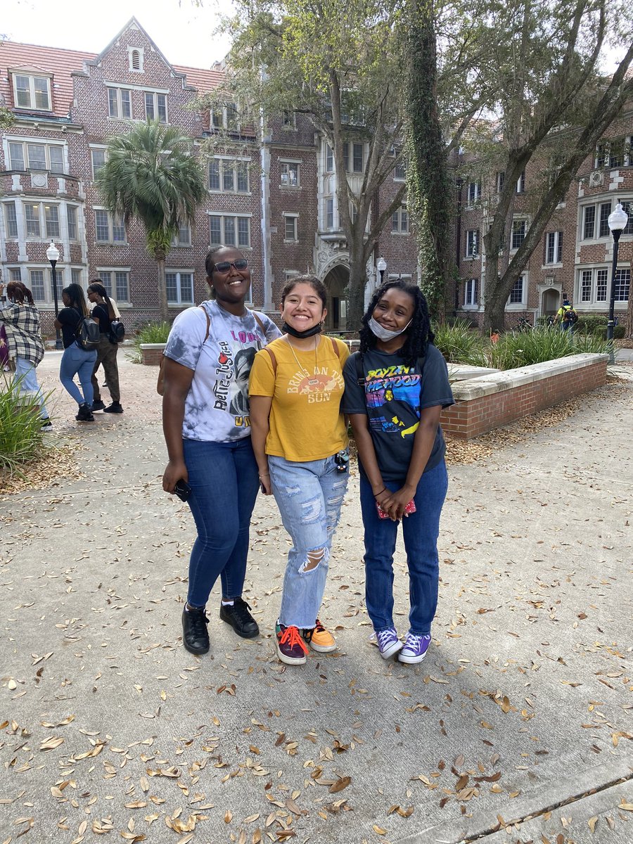 SeviBall's tweet photo. We had an awesome day touring and learning about @UF . Our @HCPS_SumnerHS @HCPS_AVID students asked great questions and enjoyed the beautiful campus. #collegebound https://t.co/3CujM255VX