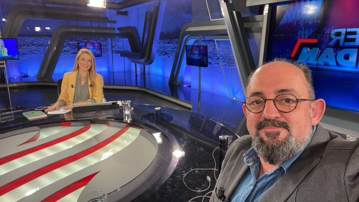 Şimdi <a href="/beyaztv/">BEYAZ TV</a> <a href="/niluferbatur/">nilufer batur</a> ile Her Açıdan “insan”ı kınuşacağız…